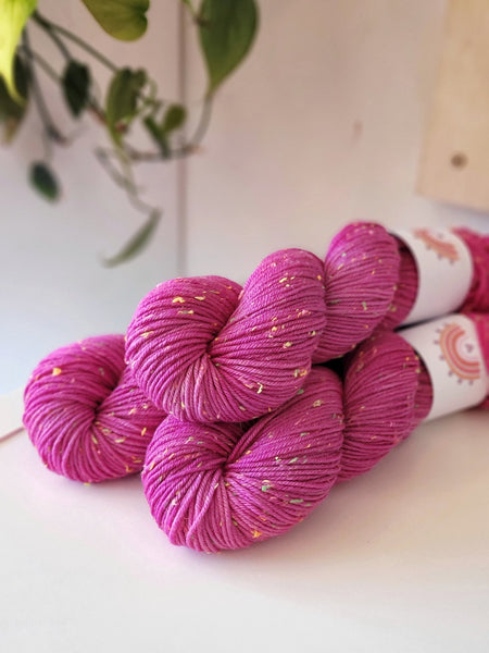 Rainbows & Sprinkles Neon Nep 8 ply