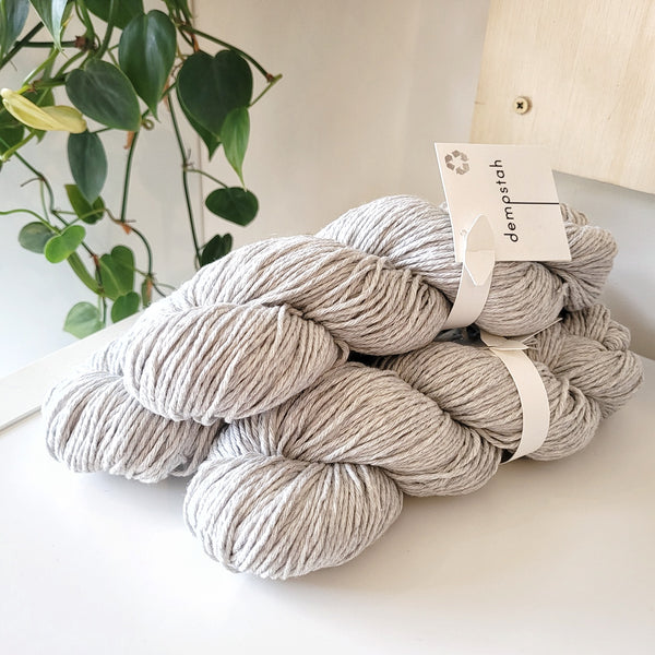 Dempstah Citizen Wolf Recycled 10ply