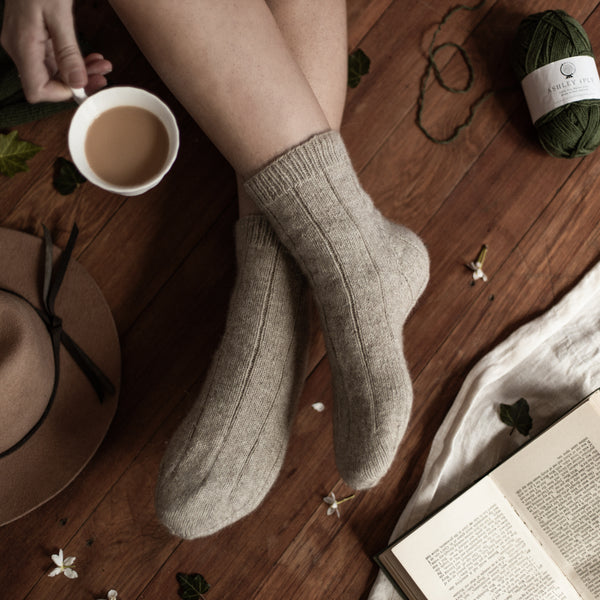 Linear Socks pattern